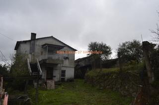 Maison à Mondariz. Ref 2775 tres casas para rehabilitar con 5588m2 terreno mondariz