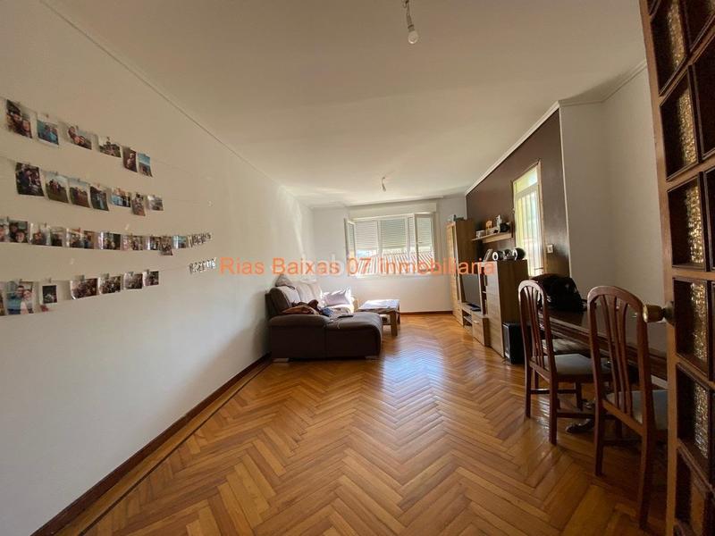 Foto 7f8c4262-0c1f-4462-8f24-151d8d554fc7. Casa con parcheggio in Lavadores Vigo