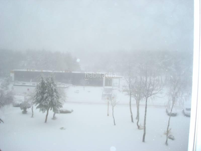 Foto 2226deb7-65c4-4a67-915a-e97b2f28aaf3. Pis amb aparcament piscina a Pobra de Trives (A)