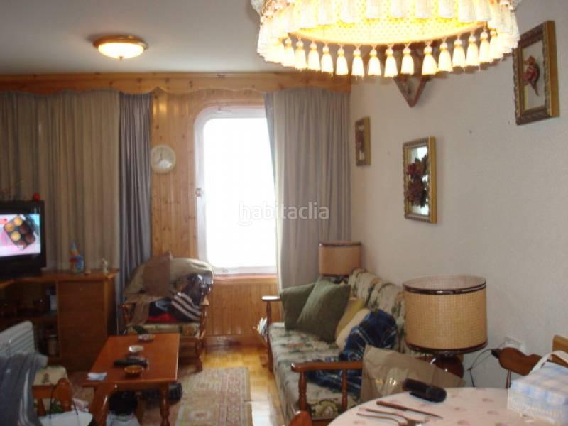 Foto 987f5910-a695-4878-b2c1-ac067e3ebe20. Pis amb aparcament piscina a Pobra de Trives (A)