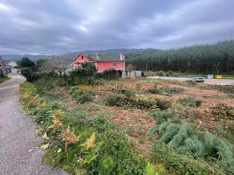 Foto ebfe44db-0fed-474c-8e47-5f89b81a6a1a. Terreny residencial a Mos