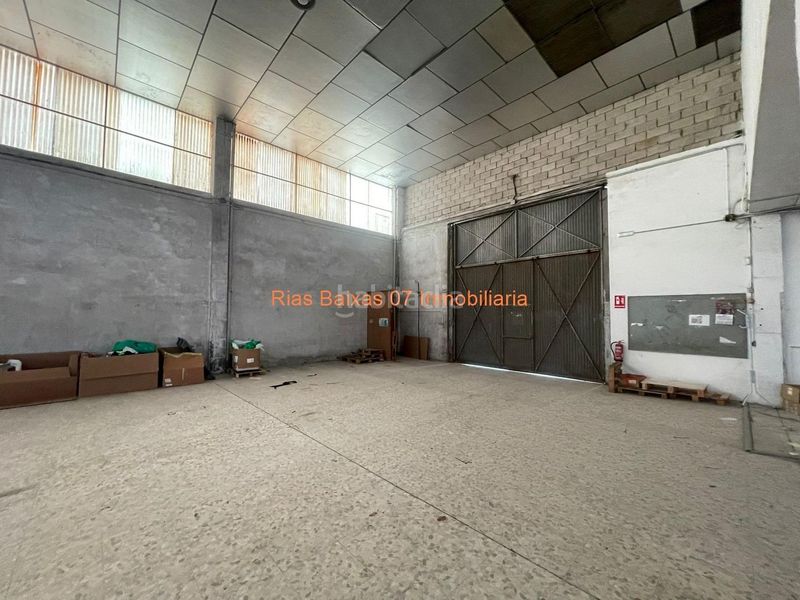Foto 6cdc5207-d79c-4666-b401-a1304d8b0033. Location bâtiment à usage industriel dans Mos