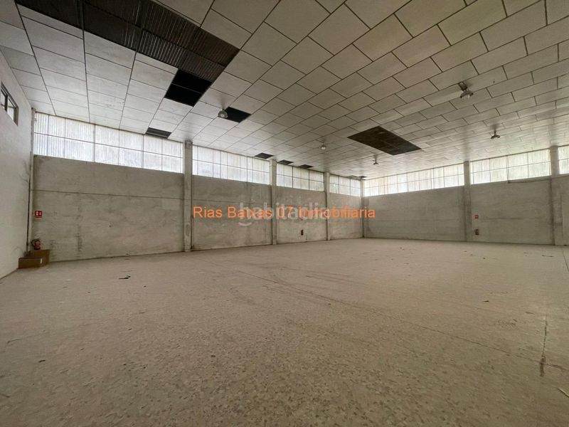 Foto 9f9ee08f-08bc-47f6-987c-a36e3b8dd9f9. Location bâtiment à usage industriel dans Mos