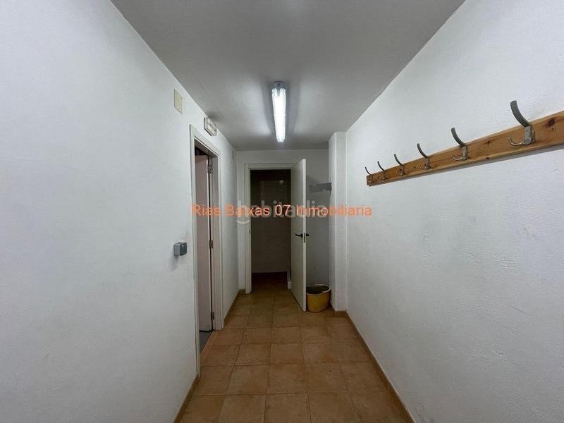 Foto b617d679-215f-465f-8abd-33edd028078c. Alquiler nave industrial ref 4228 nave industrial 560m2 con amplias oficinas en Vigo