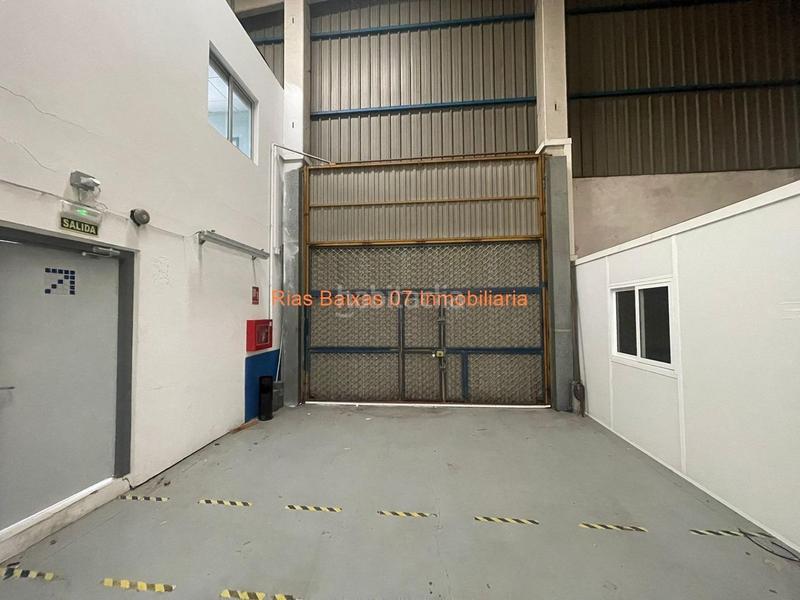 Foto 40744b79-b3b1-426f-8715-0236ee28a90e. Miete fabrikhalle in Comesaña - Matamá Vigo