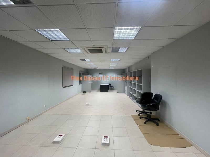 Foto 5e90a4b6-dde3-4842-beab-2da78ddc91f2. Rent industrial building in Comesaña - Matamá Vigo