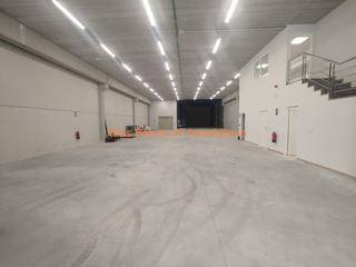 Nave industrial en Mos