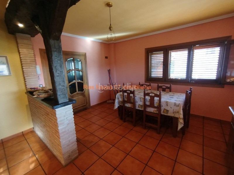 Foto 7dadfdb4-85bf-40dc-a8f5-572bf904ab08. Casa ref 7004 chalet 4 dorm. con piscina y vistas al mar en Redondela