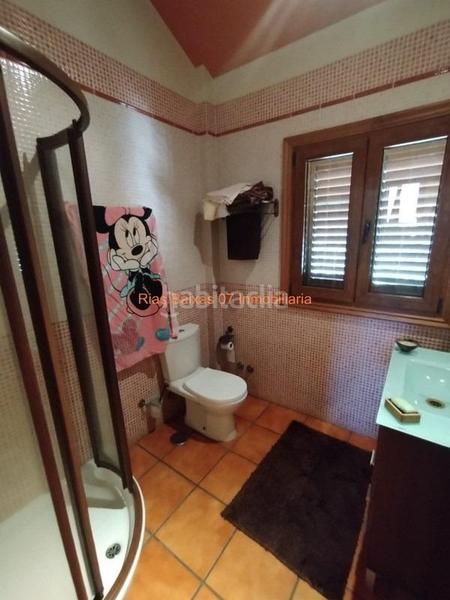 Foto 982f2f55-bd4d-4b00-a9aa-bd03d9955594. Casa ref 7004 chalet 4 dorm. con piscina y vistas al mar en Redondela
