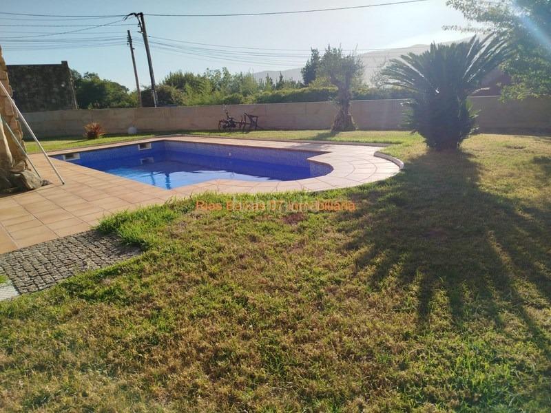 Foto c68cdddf-731c-498b-8d5f-ae87247b085b. Casa ref 7004 chalet 4 dorm. con piscina y vistas al mar en Redondela
