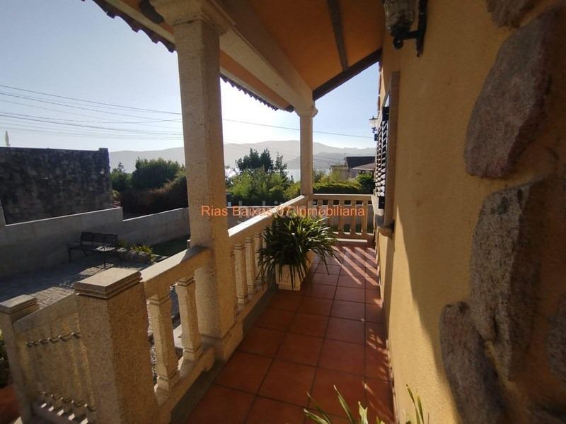 Foto d305409a-efbe-40e1-83ff-ae9257035a75. Casa ref 7004 chalet 4 dorm. con piscina y vistas al mar en Redondela