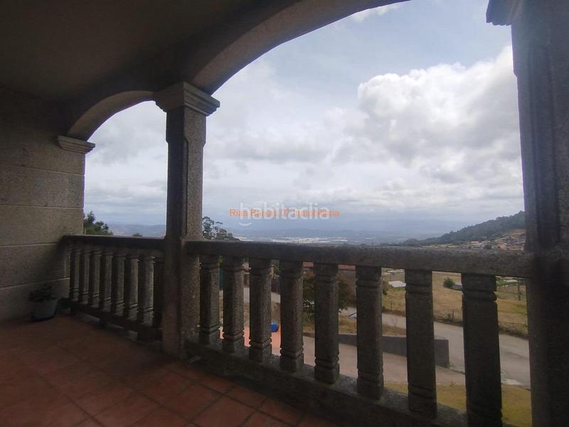 Foto 2d670ab7-c7da-4754-bd89-22e9f83fbfe0. Casa ref 7005 chalet de piedra 6 dorm. con vistas despejadas zona alta mos mos en Vigo