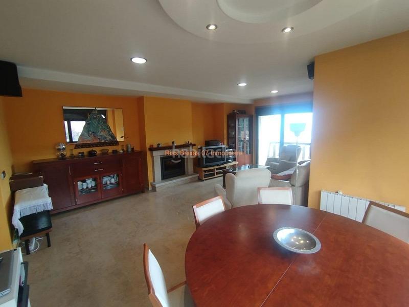 Foto 65cf19bd-ccdb-40d6-b1b2-b5f1f4e07cc7. Casa ref 7005 chalet de piedra 6 dorm. con vistas despejadas zona alta mos mos en Vigo