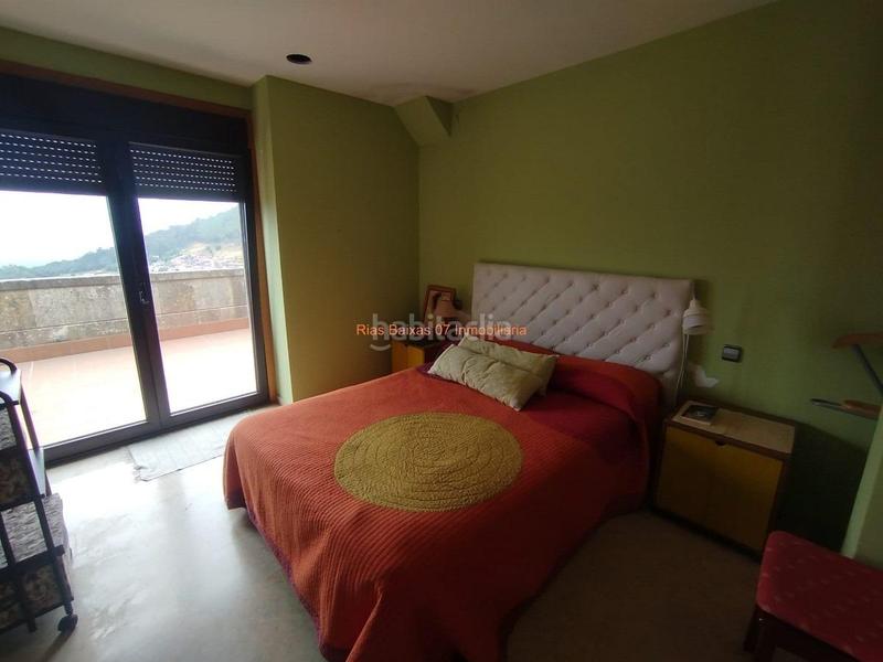 Foto 6dcfd76e-fc35-4d9a-bc12-a1bb47c99a62. Casa ref 7005 chalet de piedra 6 dorm. con vistas despejadas zona alta mos mos en Vigo