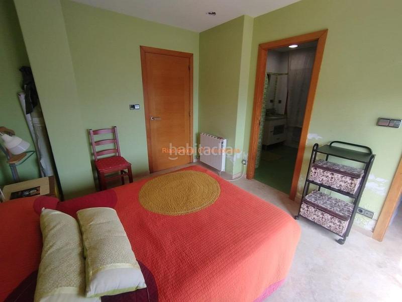 Foto 7e508d65-8a24-4f0f-b942-96e5a8afdca9. Casa ref 7005 chalet de piedra 6 dorm. con vistas despejadas zona alta mos mos en Vigo