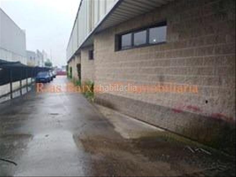 Foto 3c44d577-8937-492b-9752-8d7df0f1cce3. Lloguer nau industrial a Porriño (O)