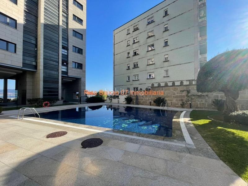 Foto b63a2580-6a33-4e71-a6cc-3b968794598f. Lloguer pis amb calefacció aparcament piscina a Alcabre Vigo