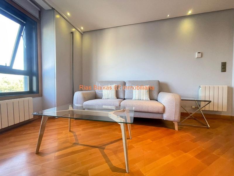 Foto 507bb437-be83-476c-bbc3-241a90f97758. Miete etagenwohnung mit heizung parking pool in Alcabre Vigo