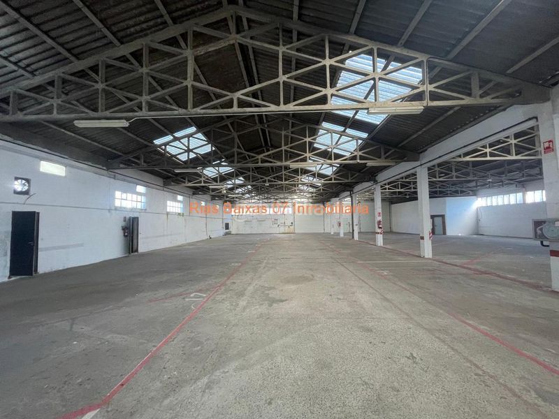 Foto f735e74c-4ce0-4546-91a8-6ece6a7f3745. Location bâtiment à usage industriel dans Mos