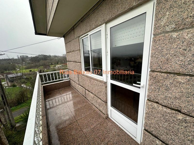 Foto 6db03a30-3dc9-4340-8241-bcb7bfae8ae1. Casa amb aparcament a Porriño (O)