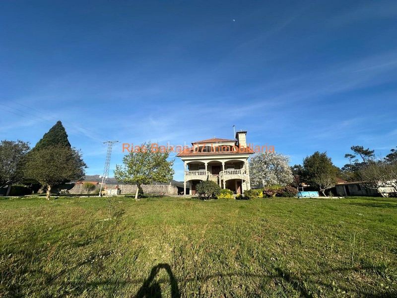 Foto 0babdfdd-eb09-4b38-ba18-accc026f8b80. Casa con parcheggio in Mos
