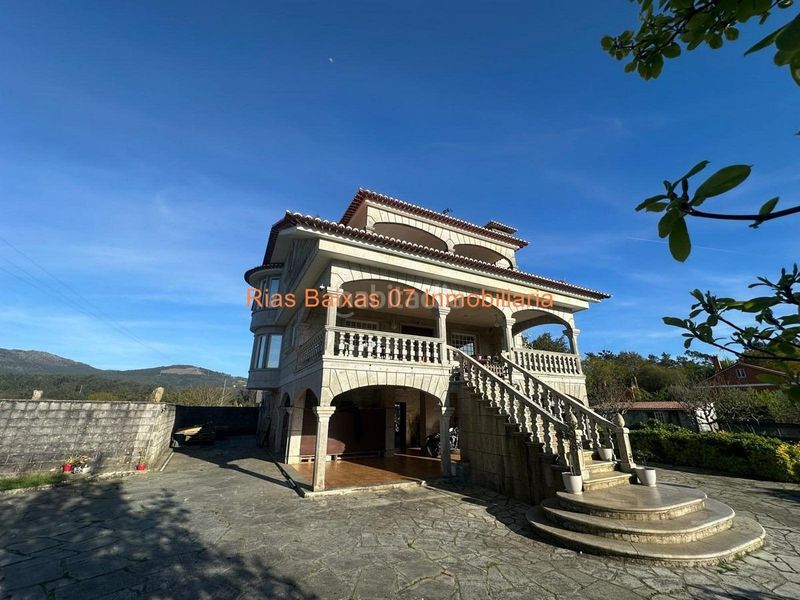 Foto 7e8914b8-fb8f-4cab-9be4-fc19781a26c7. Casa con parcheggio in Mos