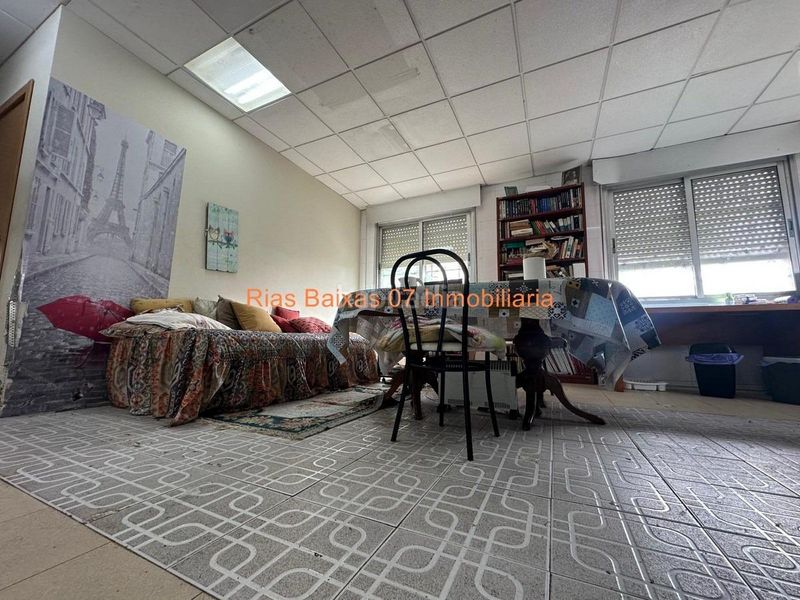 Foto 0aba8785-7030-4a06-b16f-02b02a5e6832. Casa ref 7072 casa 3 dorm. con gran bajo comercial independiente en cabral en Vigo