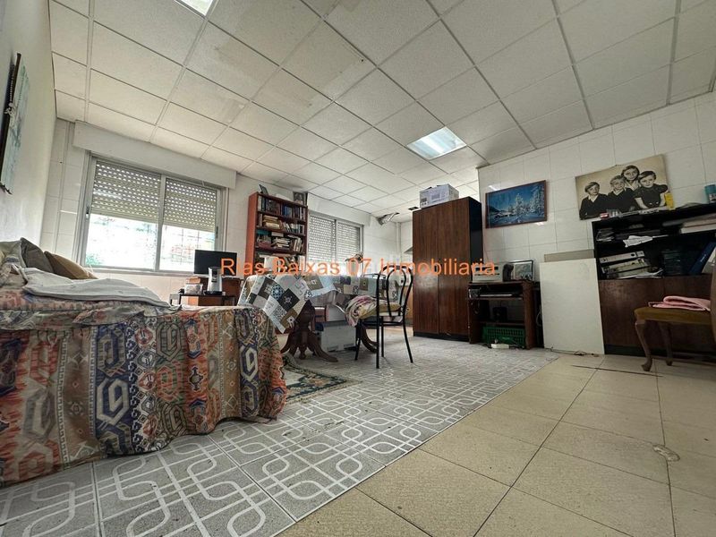 Foto 3d3f030a-eb95-4442-95bc-a109856f6919. Casa ref 7072 casa 3 dorm. con gran bajo comercial independiente en cabral en Vigo