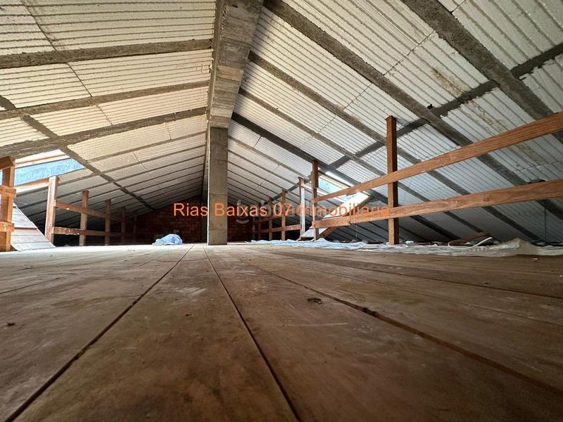 Foto 5b58f3ad-1c55-4a1b-8b3b-f398b05ece31. Casa ref 7072 casa 3 dorm. con gran bajo comercial independiente en cabral en Vigo