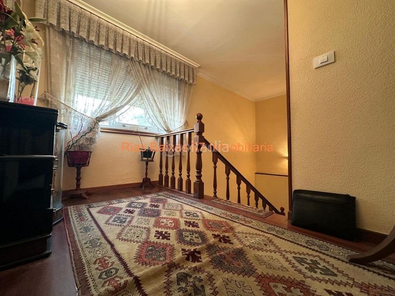 Foto 8486aa29-8262-46b6-acee-2c6227d271b2. Casa ref 7072 casa 3 dorm. con gran bajo comercial independiente en cabral en Vigo