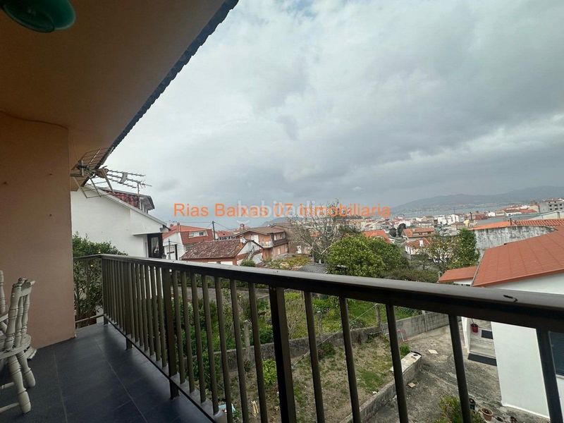 Foto 6610535d-9995-44b5-85c6-6665315f2ead. Casa amb aparcament a Baiona