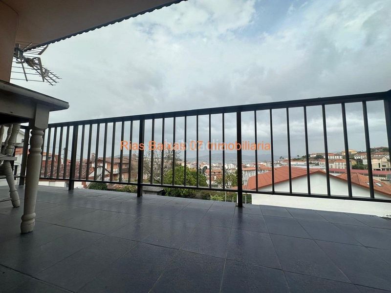 Foto c92caccc-a2e3-465f-932b-c528c2d13a8c. Casa amb aparcament a Baiona