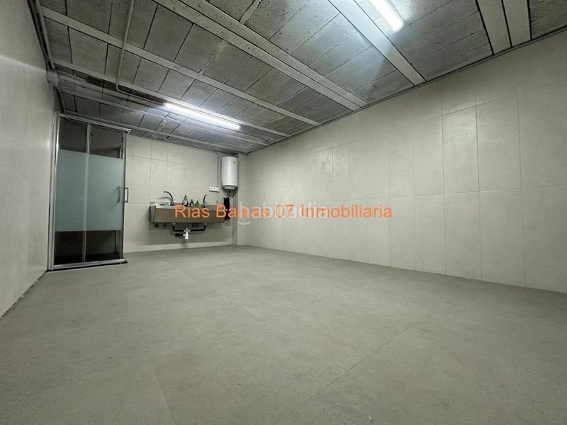 Foto 6aa092c7-b267-44e7-b348-c57afd20e72b. Location bâtiment à usage industriel dans Mos