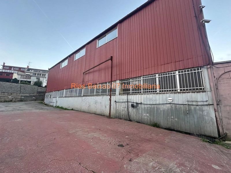 Foto 7bcc41c4-b8dd-45b3-9b45-22ef324c8f7f. Location bâtiment à usage industriel dans Mos