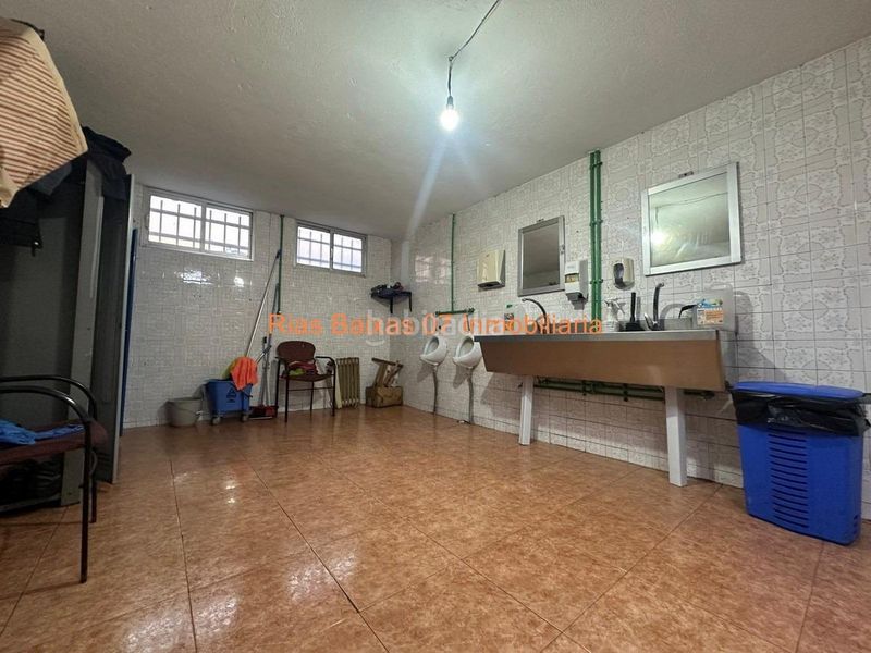 Foto 7c4c3e9a-e36d-4187-a5ef-5606b2277e8a. Location bâtiment à usage industriel dans Mos