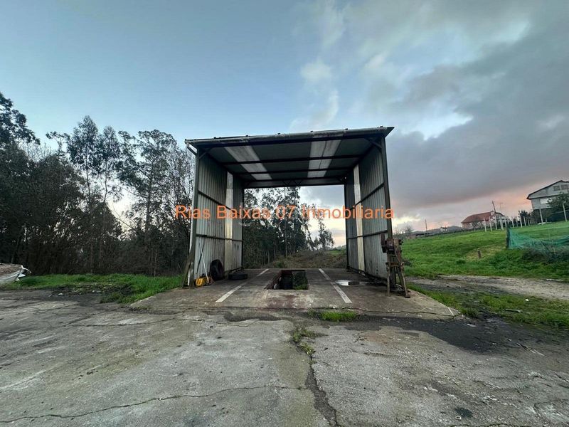 Foto f51d2984-a1f7-4c28-a706-2b734fb9951f. Location bâtiment à usage industriel dans Mos