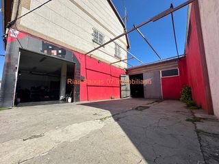 Nave industrial en Lavadores. Ref 7076 nave industrial de 170 m2 y 50m2 de campa en lavadores