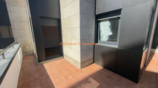 Pis a Porriño (O). Ref 4268 piso 2 dorm. y 2 baños  con terraza y balcón  o porriño