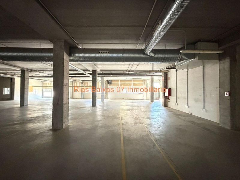 Foto 47be3c5d-d07a-4f47-9ecd-eb37cf644ad6. Nau industrial a Valadares - Beade Vigo