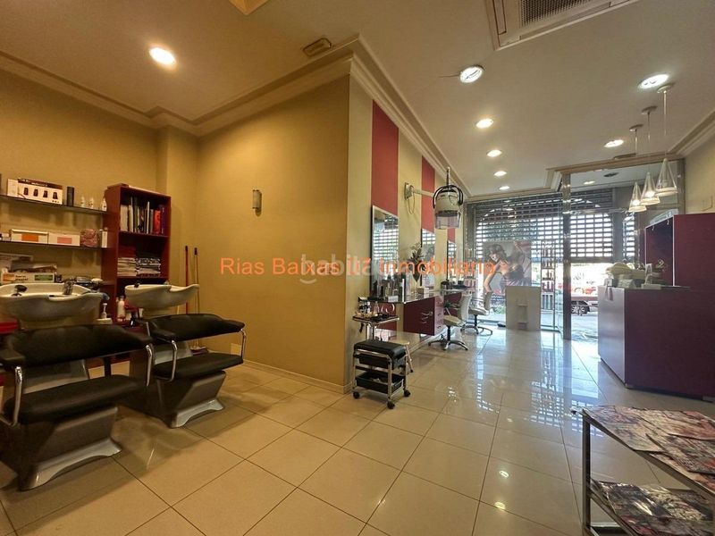Foto 4ded70b3-a5ba-4dd0-a85a-e625a6e4c3fd. Local comercial a Lavadores Vigo