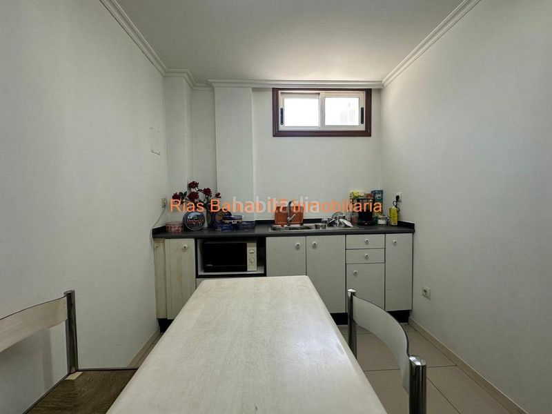 Foto 888eb20c-dd89-4da6-8d06-896cca158be7. Local comercial a Lavadores Vigo