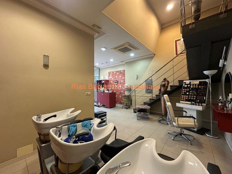 Foto b0f865cb-0357-4636-9c02-77ec5dd0f00c. Local comercial a Lavadores Vigo