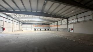 Nau industrial a Porriño (O). Ref 7087 nave industrial independiente de 1.800 m2 y parcela de