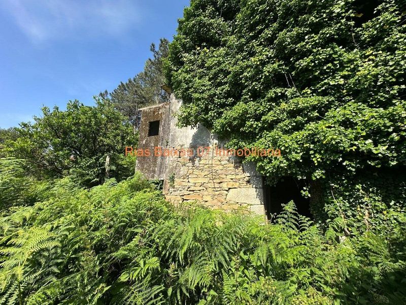 Foto 1823236b-46db-4e6e-8900-ff799181f582. Casa amb aparcament a Mos