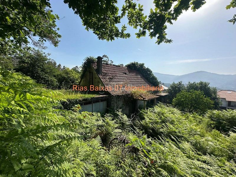 Foto 630b18a0-fbb2-4e04-9d2c-b987b5471d7b. Casa amb aparcament a Mos