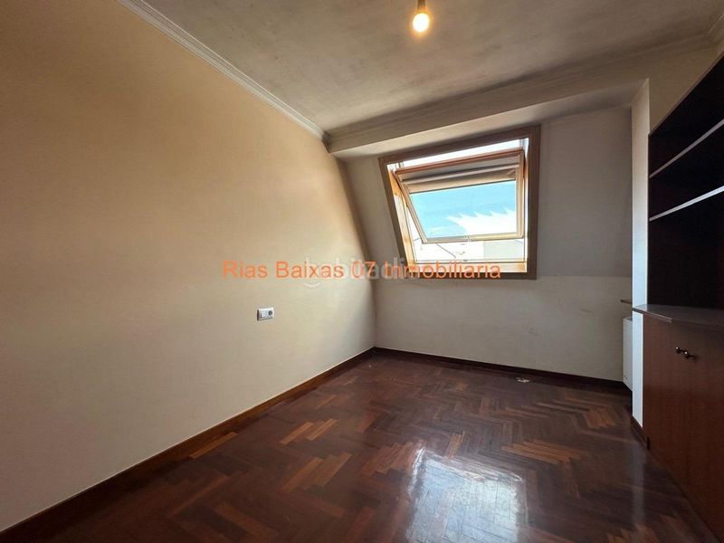 Foto fbd6171b-0d3a-42b4-bd43-13a7c4a5a59a. Pis amb calefacció aparcament a Porriño (O)