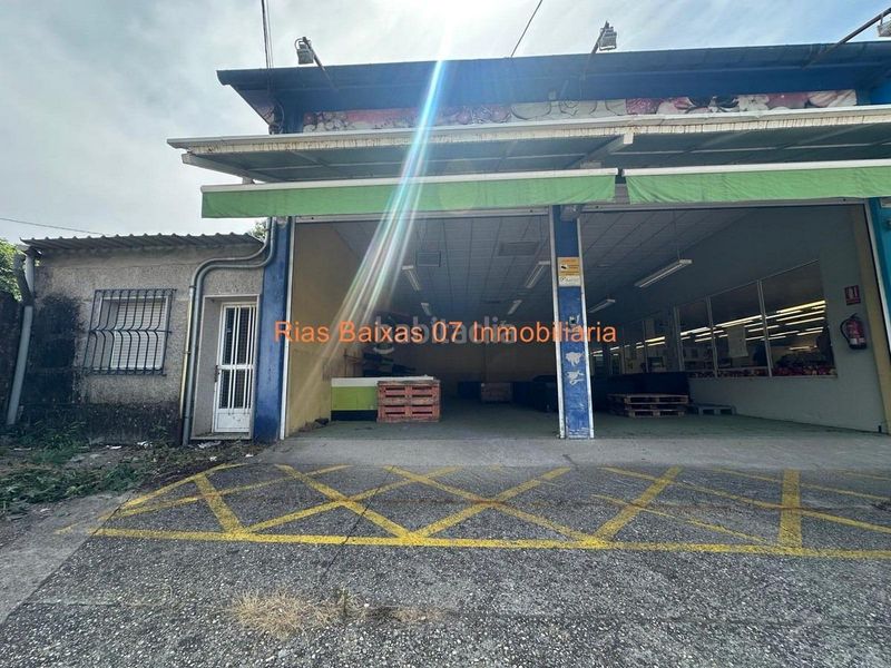 Foto bbb094ab-97fd-4410-9439-c21132a30489. Lloguer local comercial a Mos