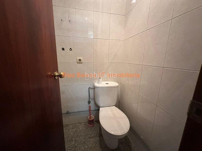 Foto d453c0bd-7009-41a1-a54b-425a508d6a5f. Lloguer local comercial a Mos