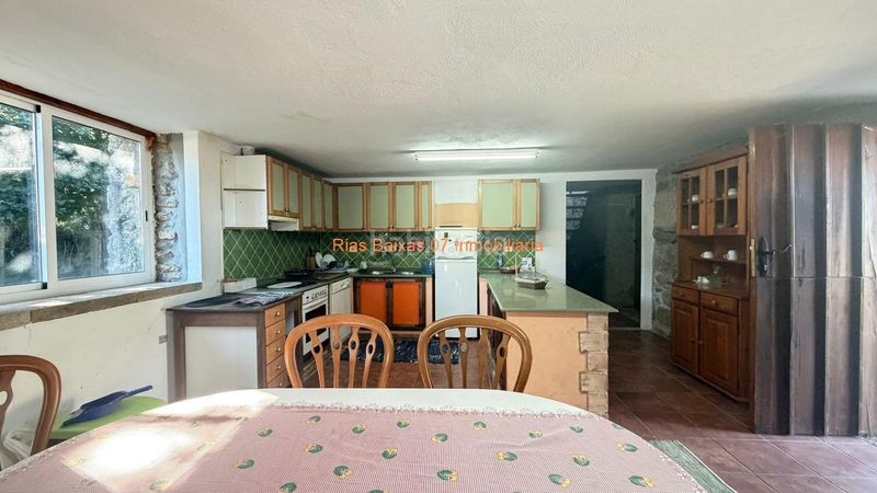 Foto 3c96e965-cf1f-42cf-85ce-d073525efeec. Casa amb calefacció aparcament a Tui