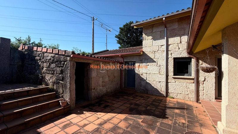 Foto 80cf0017-8ba1-41b5-b9ed-51b7e27f2810. Casa amb calefacció aparcament a Covelo (O)